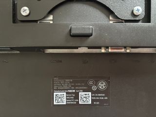 Monitor Dell 23 con pie independiente