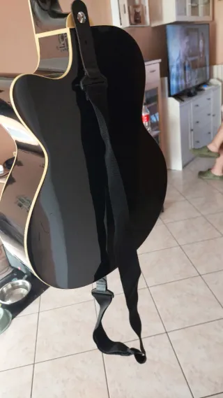 Basso acustico Ibanez nero