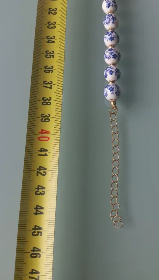 Collar Cerámica Azul y Langosta Dorada