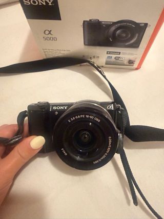 Sony Alpha 5000 Cámara Digital