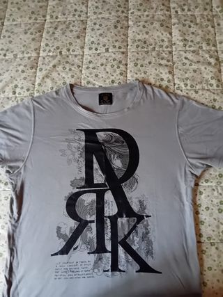 Lote completo de camisetas en tallas M y L y XL