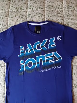 Lote completo de camisetas en tallas M y L y XL