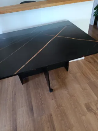 Mesa comedor plegable diseño .