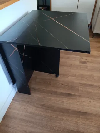 Mesa comedor plegable diseño .