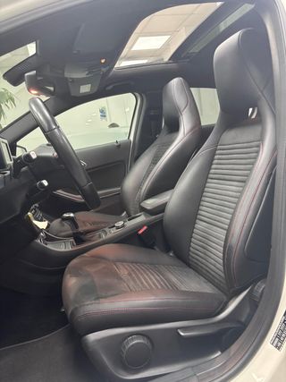 Mercedes-Benz Clase A Amg techo solar