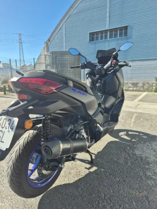 Yamaha XMAX 300 Negra