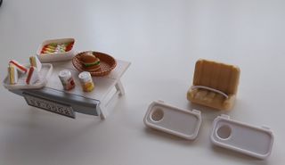 Coche familiar Sylvanian Families y Familia Conejo