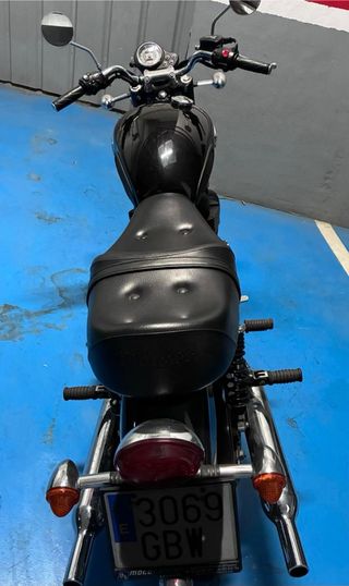 Triumph Bonneville 900 EFI