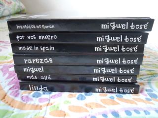 LOTE 16 LIBRO-CD MIGUEL BOSÉ + BOX TODO BOSÈ