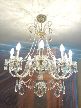 Lámpara baja de araña de cristal de roca