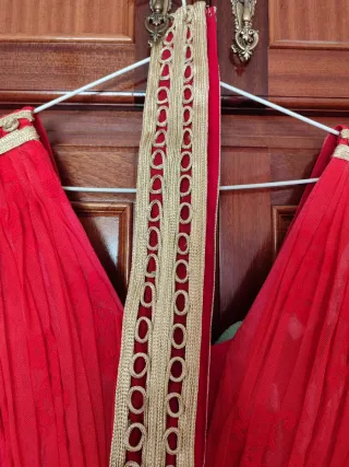 Vestido fiesta rojo corto encaje