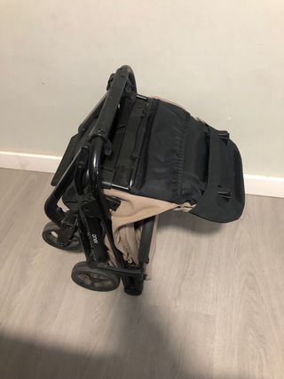 Silla de paseo color beige