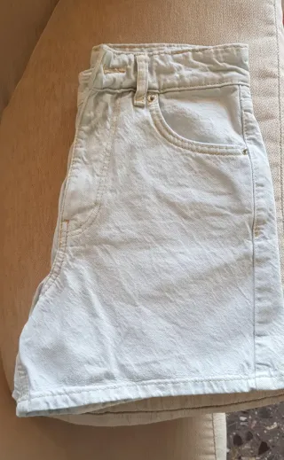 Pantalón corto tejano  Zara