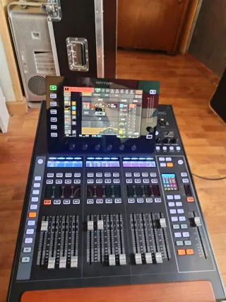 Mesa Behringer Wing Compact