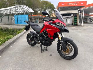 Ducati Multistrada 950 Roja