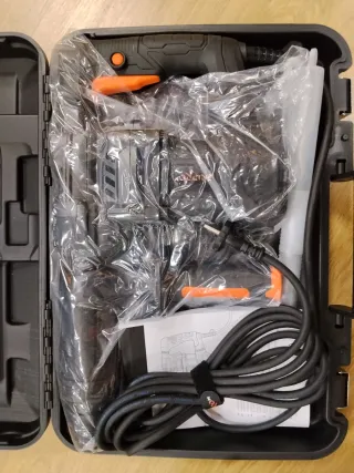 Martillo Demoledor Dnipro-M 1400W SDS-Max 8J