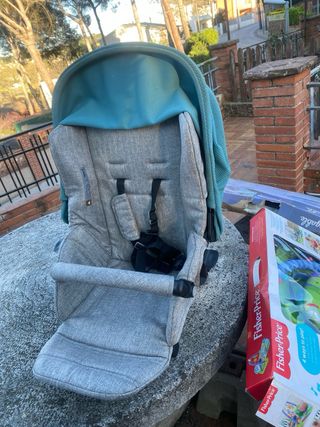 Carrito de bebé con silla para coche