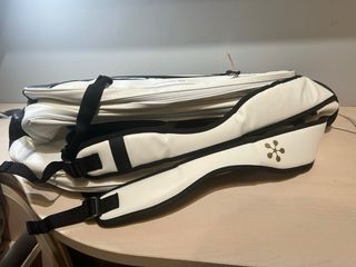 Paletero Bullpadel Blanco nuevo sin estrenar