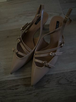 Zapatos Vices Beige Talla 38