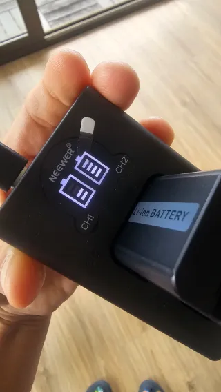 Sony ZV-E10 NUEVA ✅️Objetivo 16-50mm ✅️2 baterias