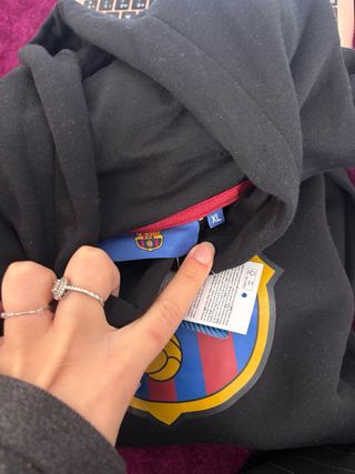 Sudadera FC Barcelona Negra Talla XL NUEVA.