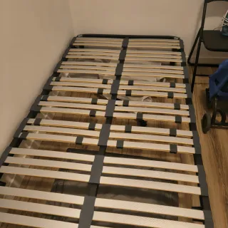 Somier 105cm con patas y colchón