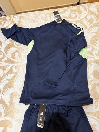 Chándal Adidas Real Madrid Niño 2026 Talla 8/9 año