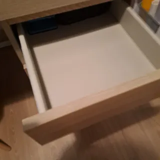 Escritorio Ikea madera (sin silla)