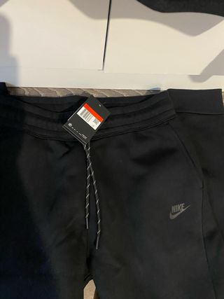 Conjunto Nike Tech Negro