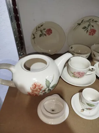 Juego de té Cerámica Holandesa Flores.