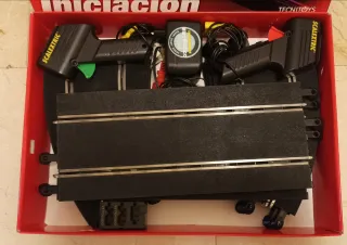 Envío Circuito de Iniciación scalextric sin coches