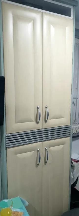 Muebles de Cocina Beige y Verde