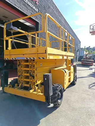 Tijera Elevadora Diesel HAULOTTE H18SX