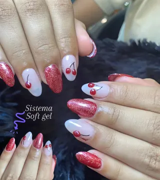 Manicura y pedicura en la comodidad de tu hogar