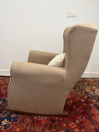 Sillón mecedora lactancia