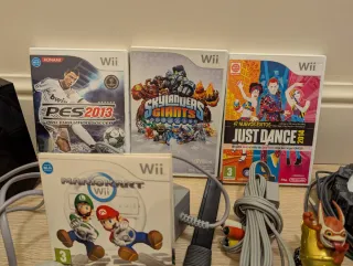 Pack Nintendo Wii + Mario kart Skylanders