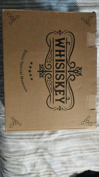 Set whisky elegante in legno