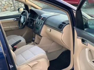 Volkswagen Touran 667035657