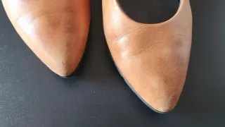 Zapatos de tacón marrones