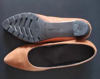 Zapatos de tacón marrones