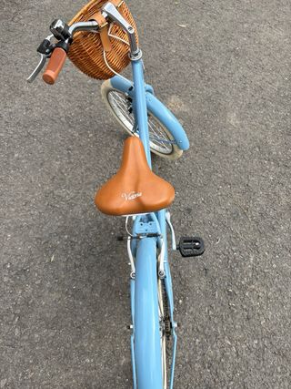 Bicicleta Victoria Azul con Cesta