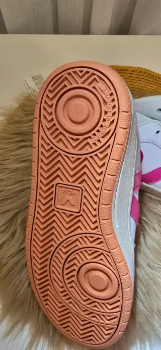 Zapatillas Veja Mujer Blancas y Rosas