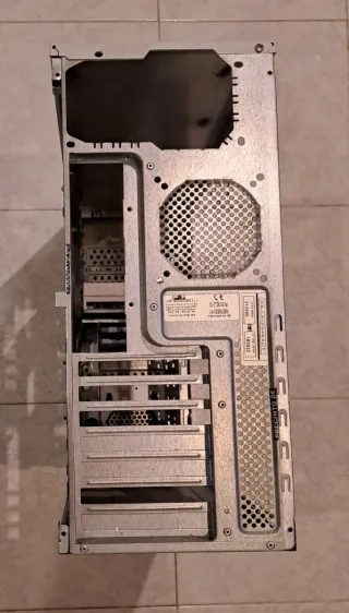 Caja PC Sobremesa