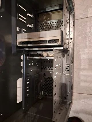 Caja PC Sobremesa