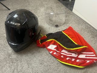 Casco LS2 Vector 2 Carbono + Intercom EJEAS V6 Pro