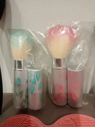 Lote brochas maquillaje y manicura Elite, Lancome