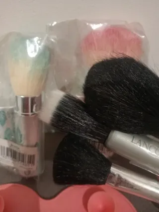 Lote brochas maquillaje y manicura Elite, Lancome