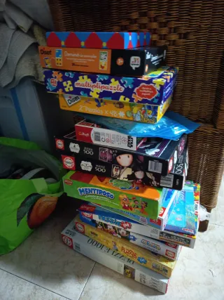 Lote de Puzzles Infantiles y Familiares