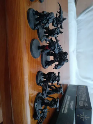 Ejército Warhammer Marines Chaos y Hermanas