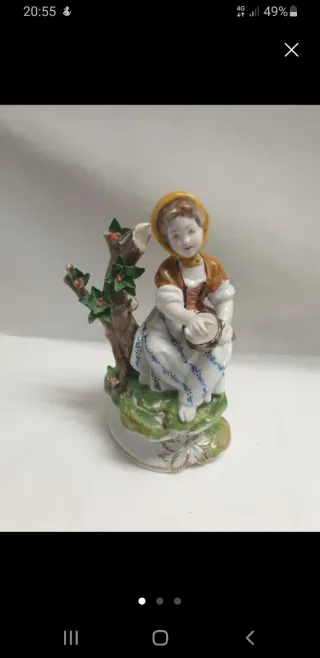 Porcelana HISPANIA figura pandereta